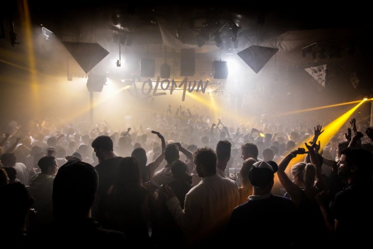 SOLOMUN +1 PACHA BY JAMES CHAPMAN 2015