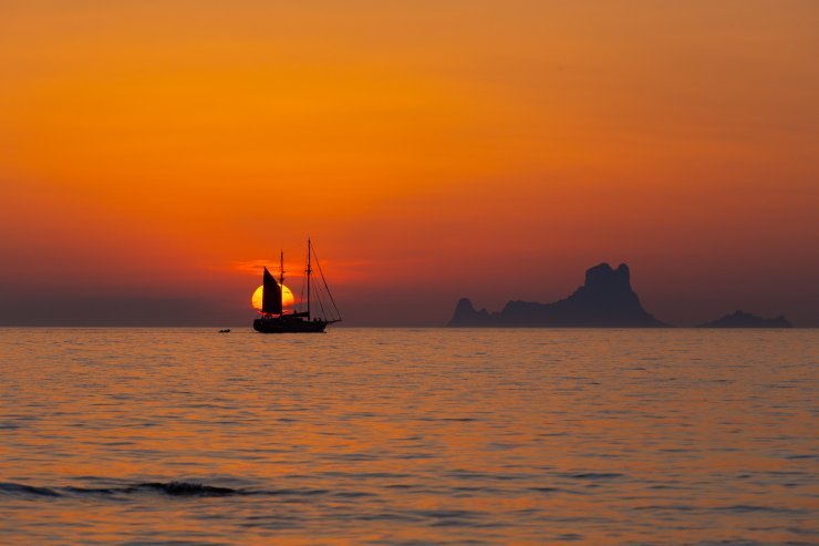 On a a boat taken from another article. No folder ref