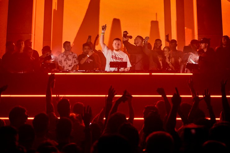 Chris Stussy Paradise bei [UNVRS]