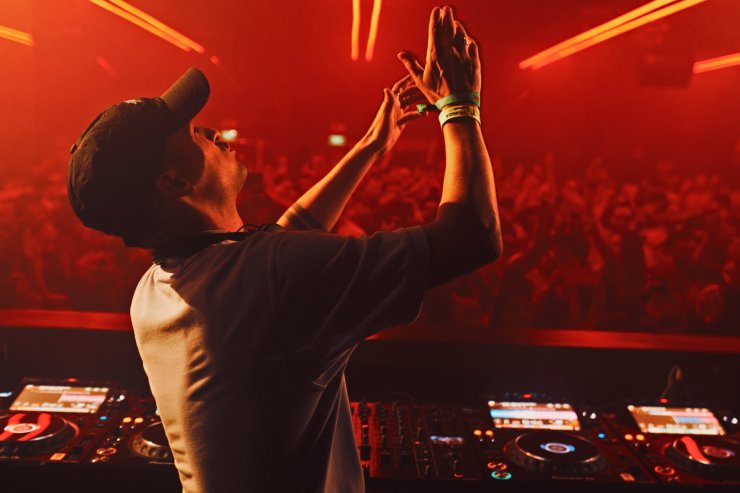 Ewan McVicar presents Club Knuckles | Hï Ibiza