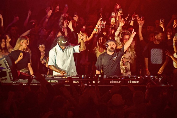 East End Dubs präsentiert Eastenderz | Hï Ibiza
