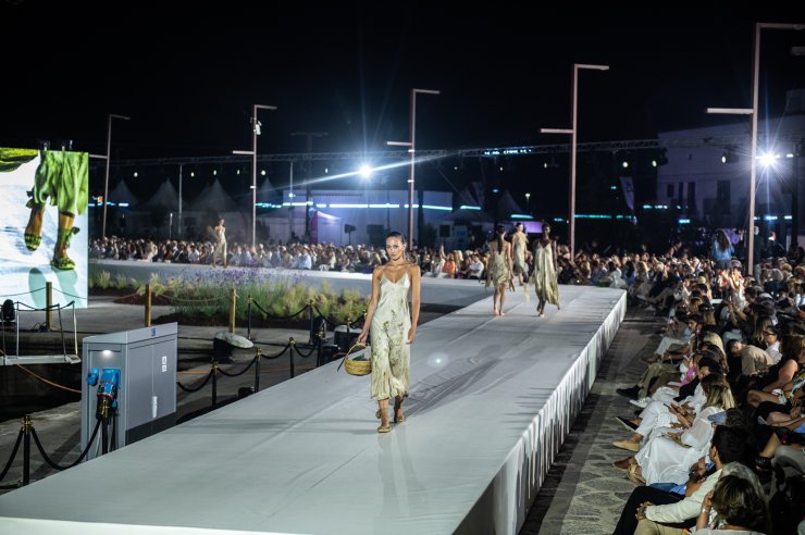 Sfilata di moda Adlib 2026