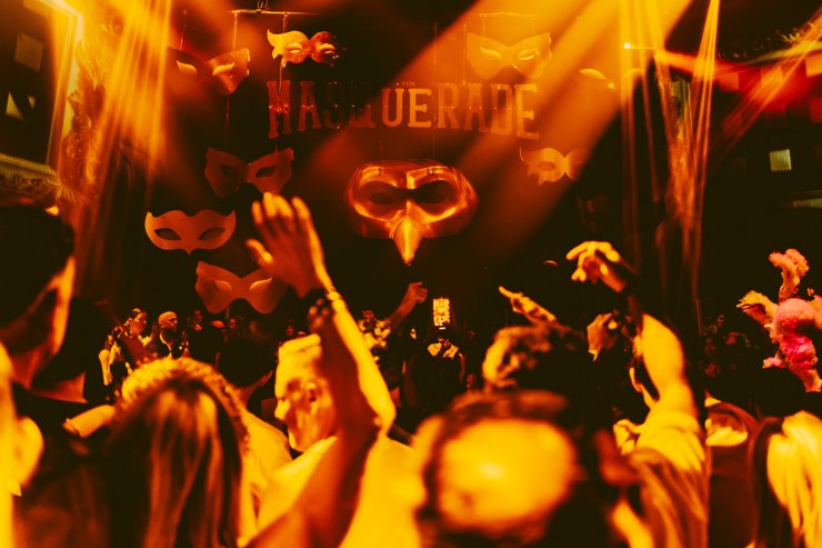 Claptone presents The Masquerade | Chinois Ibiza by Louis Nesbitt