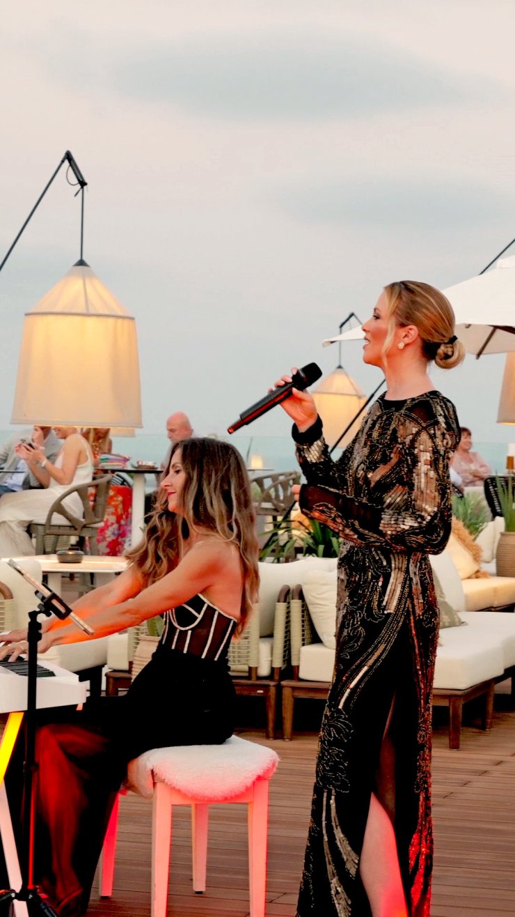 The Cloud 9 | Dj Sessions, live music &amp; cocktails by Handshake