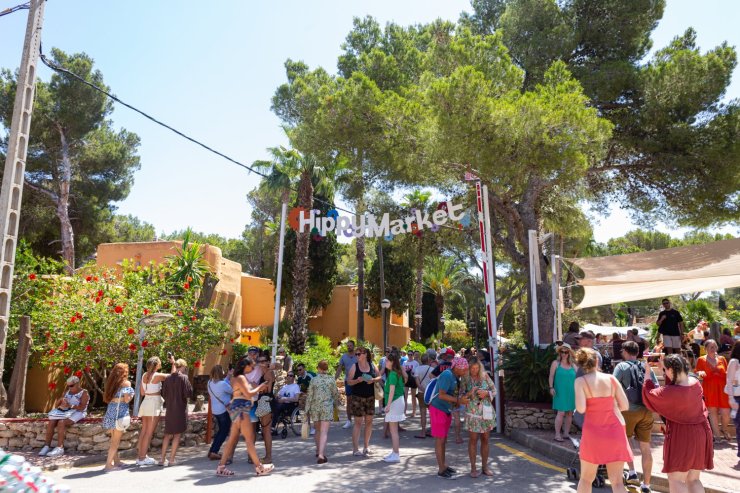 Punta Arabi Hippy Market