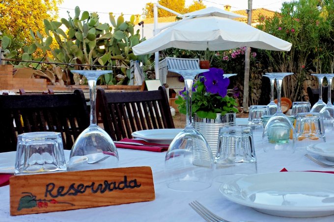 Sa Cornucopia Restaurant, Santa Gertrudis, Ibiza - Sa Cornucopia Restaurant, Santa Gertrudis, Ibiza - al fresco