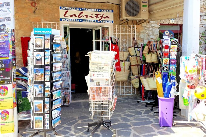 Village of San Juan - Paper Shop