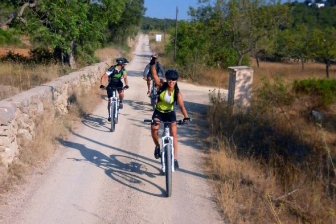 guided mountain bike tour Ibiza