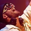 Ein umfangreiches DJ-Team schließt sich FISHER im [UNVRS] an
