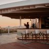 Handshake at The Cloud 9 | DJ-Sessions & Cocktails 