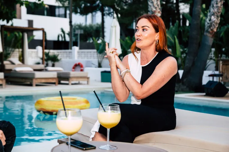 Arielle Free | Las Mimosas