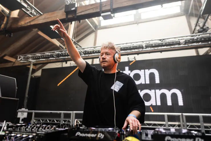 Image supplied by Jess Bollands (Listen Up PR) Tristan Ingram | The Masquerade Halloween Ball | Tobacco Dock | 2022