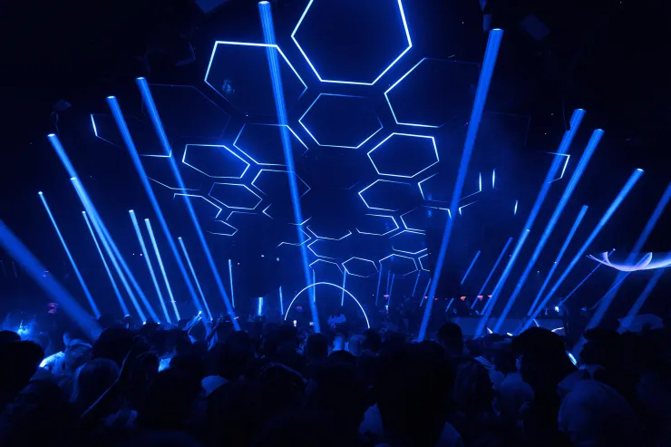 Bild aufgenommen von Raul Sanchez, heruntergeladen von Pacha.com Solomun +1 | Pacha Ibiza by Raul Sanchez