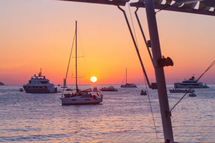 Bild bereitgestellt von Mambo Press, Sommer 2023 Café Mambo | Sunset Strip | San Antonio