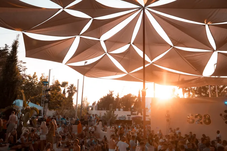 Immagine scattata da Daisy Denham, fornita da Rebecca Whelan (BBC Radio 1 Project Manager of Events) agosto 2024 BBC Radio 1 Dance Live | 528 Ibiza by Daisy Denham