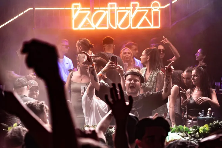 Immagine scaricata dalla pagina Facebook di Eden, pubblicata a settembre 2024 ABODE x Kaluki | Eden Ibiza