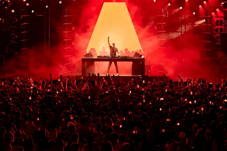 Immagine fornita da Adam Wilson (TNL Press) estate 2023 Armin van Buuren | Ushuaïa