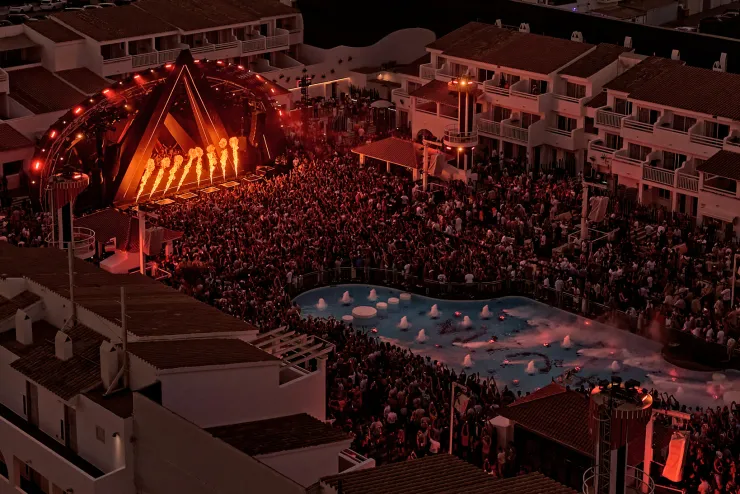 Immagine fornita da Pat Quintiero (responsabile delle pubbliche relazioni di TNL) luglio 2024 Ushuaïa Ibiza