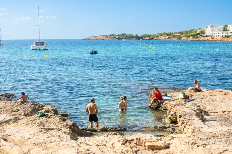 Guida per le vergini di Ibiza: gli elementi essenziali per preparare la valigia per Ibiza
