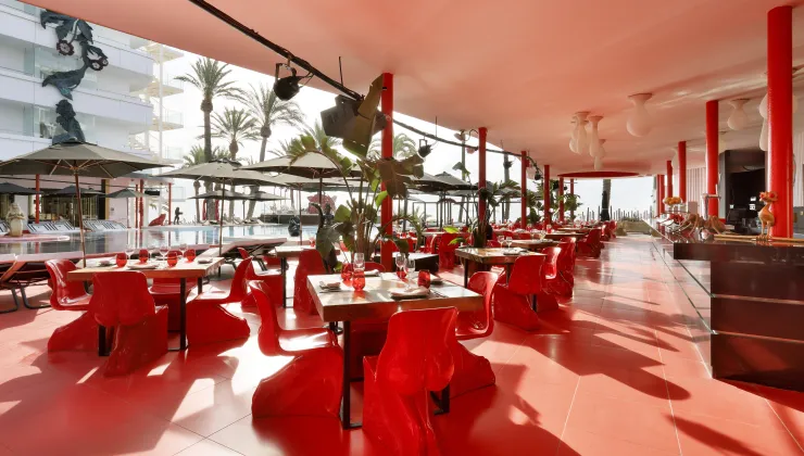 The Oyster and Caviar Bar, received 07 2026